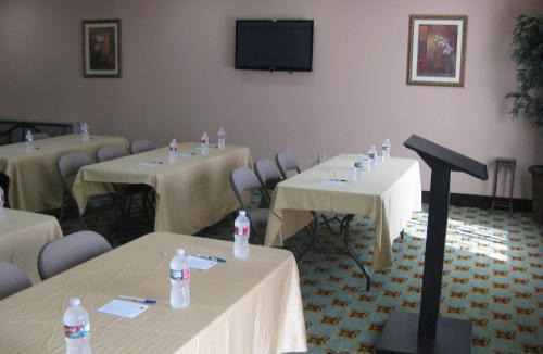 Granbury Hotel | Best Western Granbury Inn and Suites