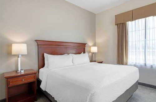 Sulphur Hotel | Best Western Plus Executive Hotel & Suites