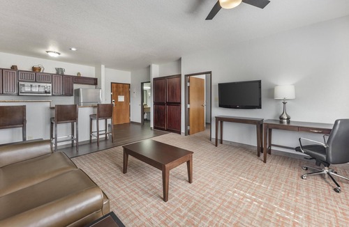 Fredericksburg Hotel | Best Western Plus Fredericksburg