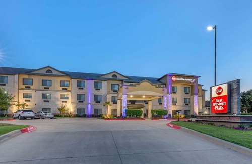 South Arlington Hotel | Best Western Plus Mansfield Inn & Suites