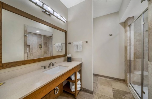 Bertsch-Oceanview Hotel | Best Western Plus Northwoods Inn