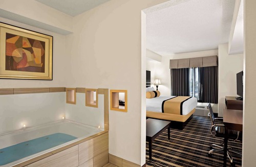 Rockwall Hotel | Best Western Plus Rockwall Inn & Suites