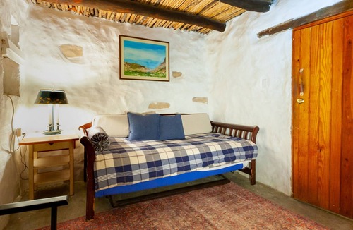 Study Butte-Terlingua Hotel | Big Bend Bunkroom - affordable right outside Big Bend Nat'l Park.