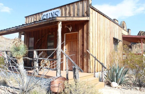 Study Butte-Terlingua Cabin | Big Bend Lodging at Ten Bits Ranch | Room #3 (The Gun Shop)