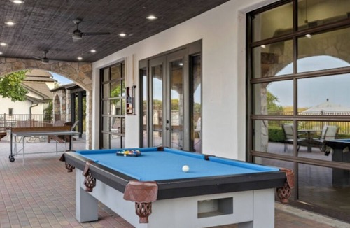 Ingram House | BLOCK WM Stablewood Springs 1br