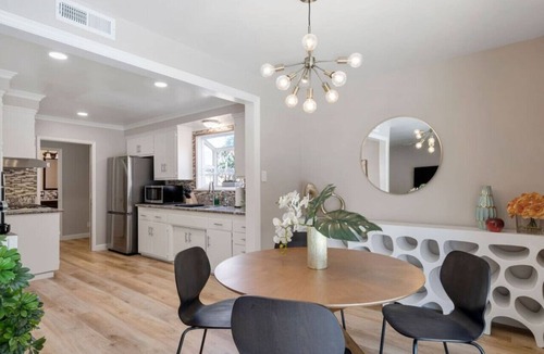 Montebello House | Blue Lagoon | Pool | Games | Close to DT