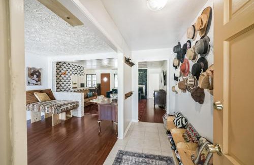 Clodine House | Boho Chic in SW Houston, close to NRG