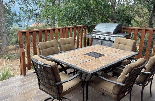 San Antonio de Las Alazanas Cabin | Bosques de Monterreal cabin, close to the golf course