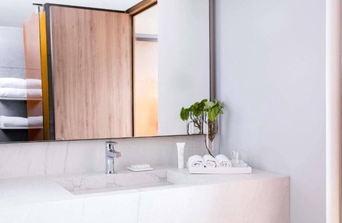Hipodromo Hotel | Boutique Urban Escape | 10 Mins to Chapultepec Castle & Park