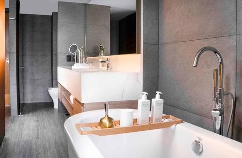 Hipodromo Hotel | Boutique Urban Escape | 10 Mins to Chapultepec Castle & Park