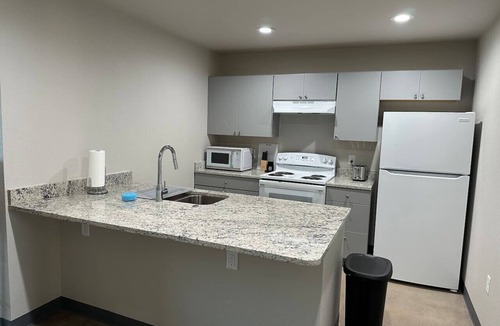 Clovis Apartment | Brand New Rest and Relaxation Apartments