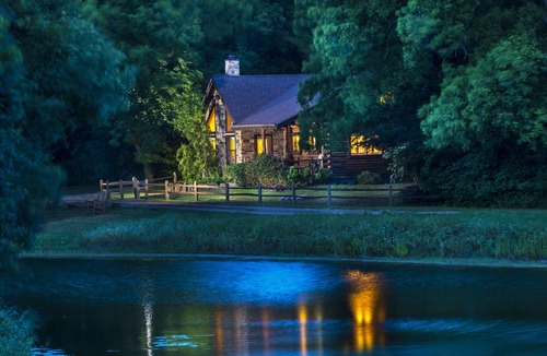 Waco House | Brazos Bluffs Ranch: Beautiful Home in Rural Setting