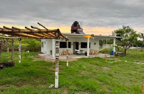 Tecolutla Hotel | Brentom Beach House