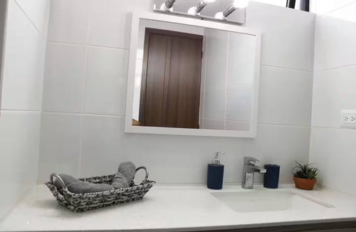 Zona 14 Apartment | Bright 2-bedroom apartment with AC in serene Ciudad de Guatemala