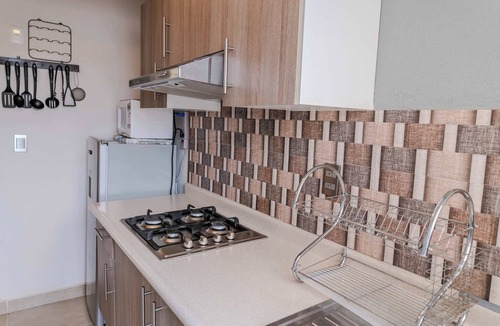 Huejotzingo House | Bright Home with Pool near Valquirico & Airport