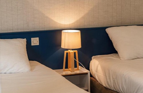 Argentan Hotel | Brit Hotel Argentan