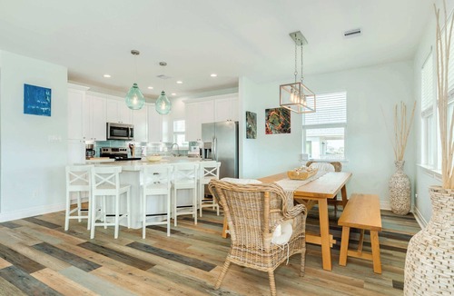 San Luis House | Buccaneer's Landing - Spacious, Sunny & Shipshape