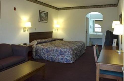 Kempwood Hotel | Budget Host Hempstead Inn Brookhollow/Energy Corridor