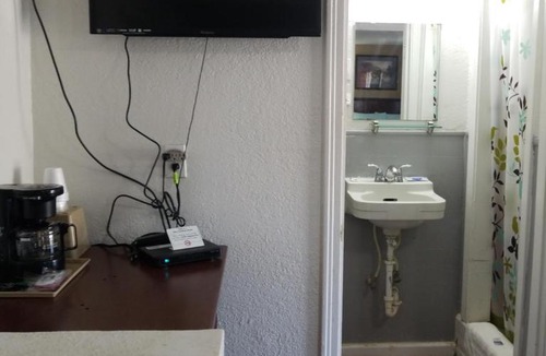 Hamilton Hotel | Budget Inn Hamilton