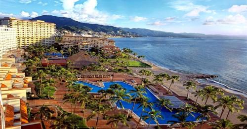 Las Glorias Apartment | Buganvilias Private Club Owners Hotel Suite, REQUEST DATES- see by Clay & Lisa