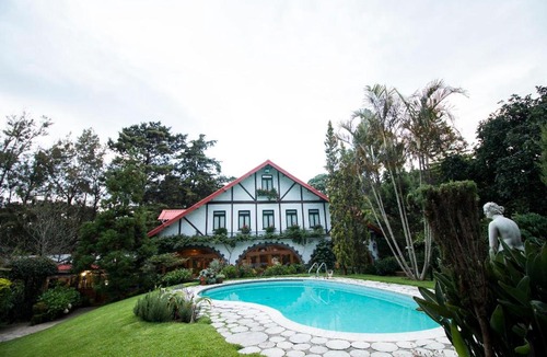Zona 9 de Mixco Hotel | Cabaña Suiza