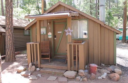 Christopher Creek Cabin | Cabin #3 - Studio with fireplace