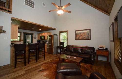 Waller Cabin | Cabins Walnut Creek #1