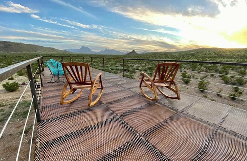 Alpine House | Cactus Corazón: Comfortable, Spacious & Secluded