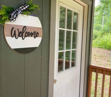 Saint Joe House | Camping Cabin with private Bathroom