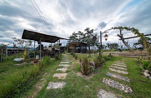Huehuetenango RV Rental | Camping de Los Peroles