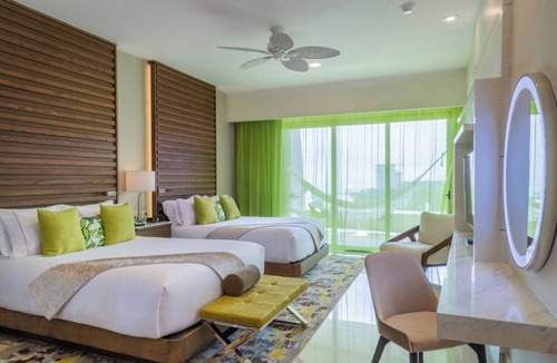 Downtown Cancun Resort | Cancun Christmas Holiday stay in a 2-BR suite at Garza Blanca resort