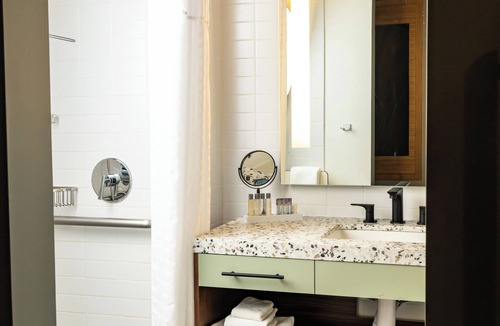 Cedars Hotel | Canvas Hotel Dallas