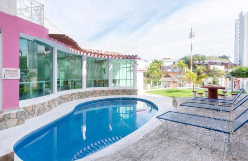 Las Playas Hotel | Capital O Hotel El Mejicano, Acapulco