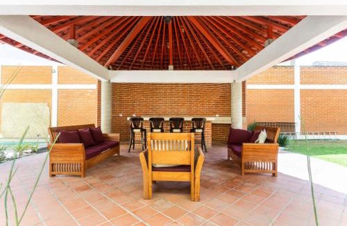 Atlixco Hotel | Capital O Hotel Emperadores Inn, Atlixco
