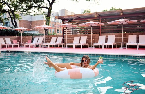 Swede Hill House | Capitol View DT w Elevator + Free Swim Club Access