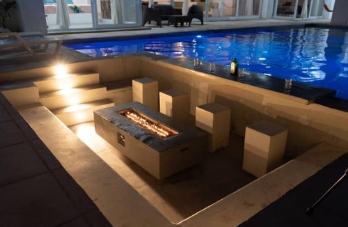 Monterrico Ski Chalet | Caribbean Village - Poolbar, Firepit, Grill