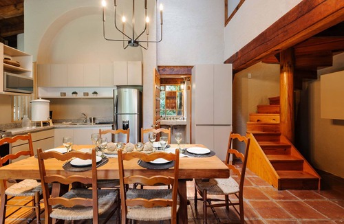 Valle de Bravo Villa | Casa Abi - Garden and River Retreat