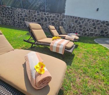 Tres de Mayo House | Casa Adonai