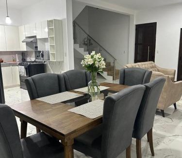 Fronteras House | Casa Adriana