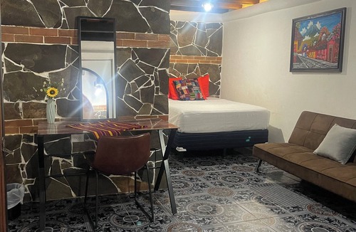 Santa Ana Hotel | Casa Alejandro de los caballeros