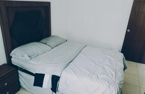 Irapuato House | Casa Bellas Artes de 2 pisos en Fracc Privado