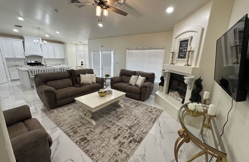 Yuma House | Casa Blanca, Spacious 5-bedroom entertainment house in enjoyable Yuma