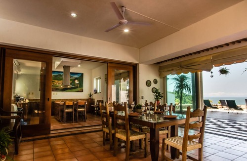 Platanitos Villa | Casa Bougainvillea