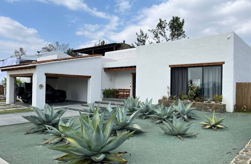 San Lorenzo Cacaotepec House | Casa Carmen Etla