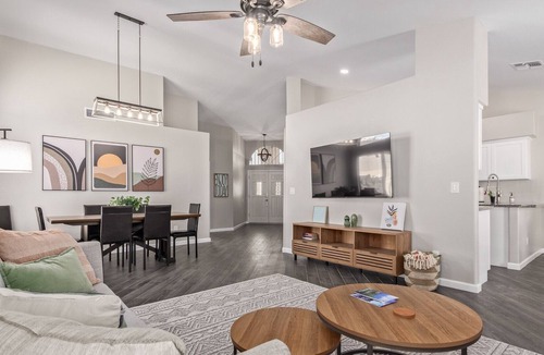 Estrella Mountain Ranch House | Casa Clearwater- Desert Getaway - pool, golf & mountain views!