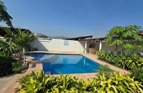 Coacoyul House | Casa con alberca, cómoda y relajante