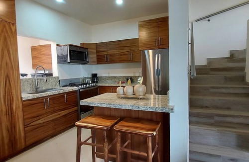 Puerto Vallarta House | Casa con Jacuzzi Para 10 Personas a 14min del Malecón