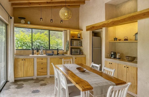 Santa Maria House | Casa CopalnNaturaleza y Reconexión