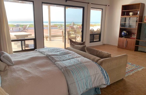 Lengueta Arenosa House | Casa de Arte - Gorgeous Ocean Front Beach Home