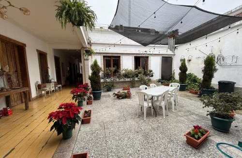 Zona 1 House | CASA DE LAS FLORES